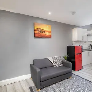 luxury-living-lovely-1-bedroom-apartment.yorkshirehotels.net/